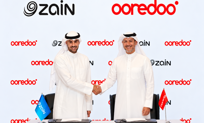 Aziz Aluthman Fakhroo_Ooredoo Group CEO and Bader Al Kharafi_Zain Group Deputy Chairman and CEO