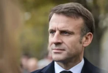 Macron (2)