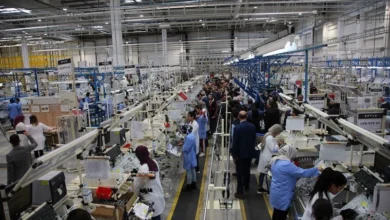 Travail industrie-cablage
