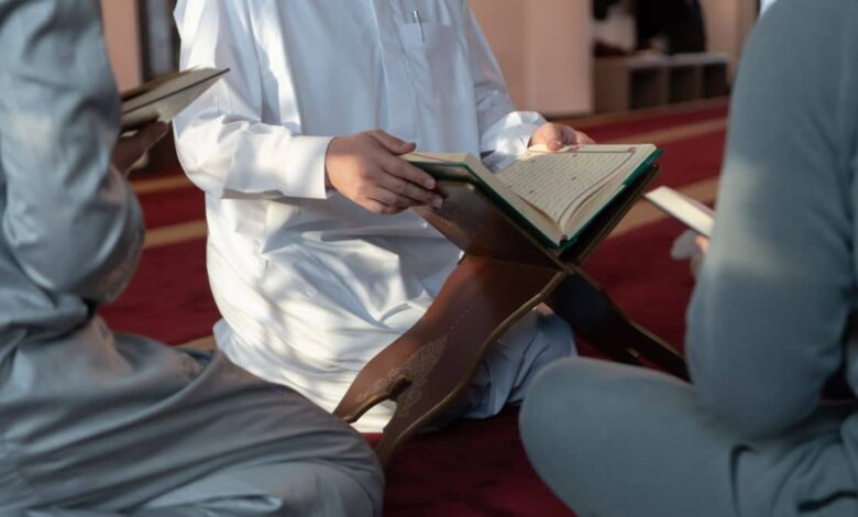 adab tlawt alqran